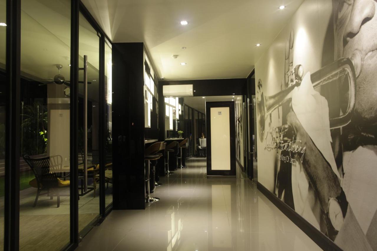 I Am Jazz Hotel Джохор Бахру Екстериор снимка