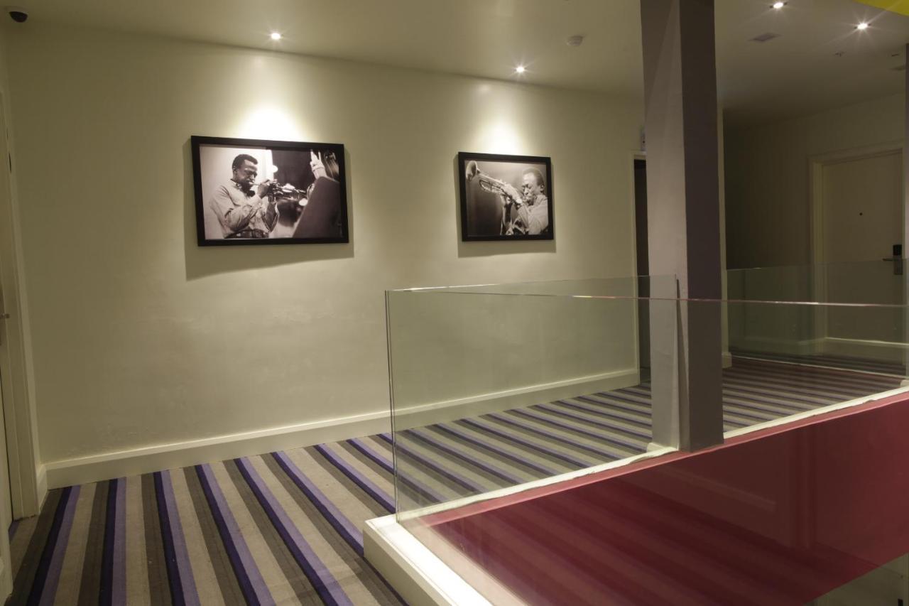 I Am Jazz Hotel Джохор Бахру Екстериор снимка