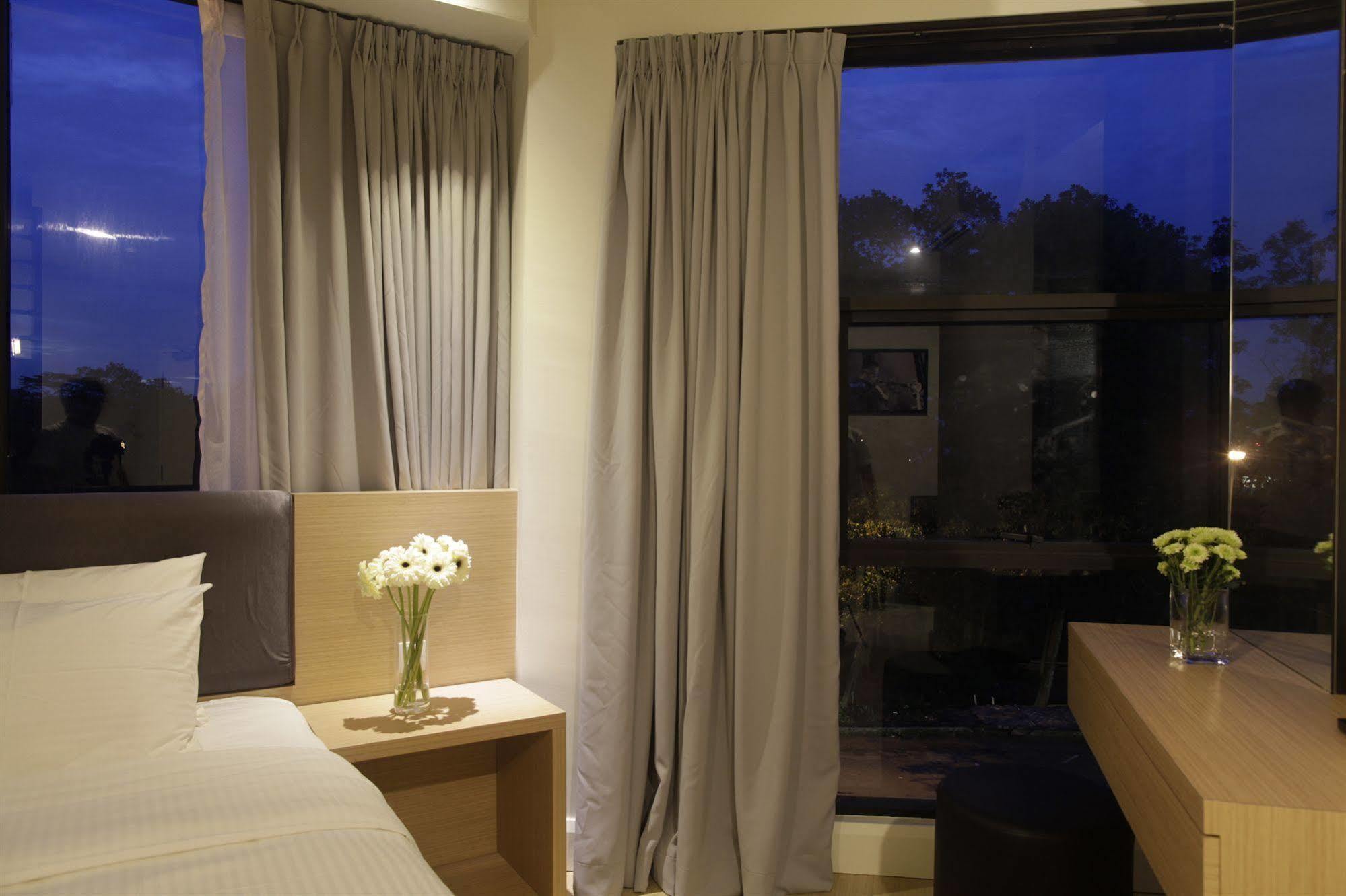 I Am Jazz Hotel Джохор Бахру Екстериор снимка