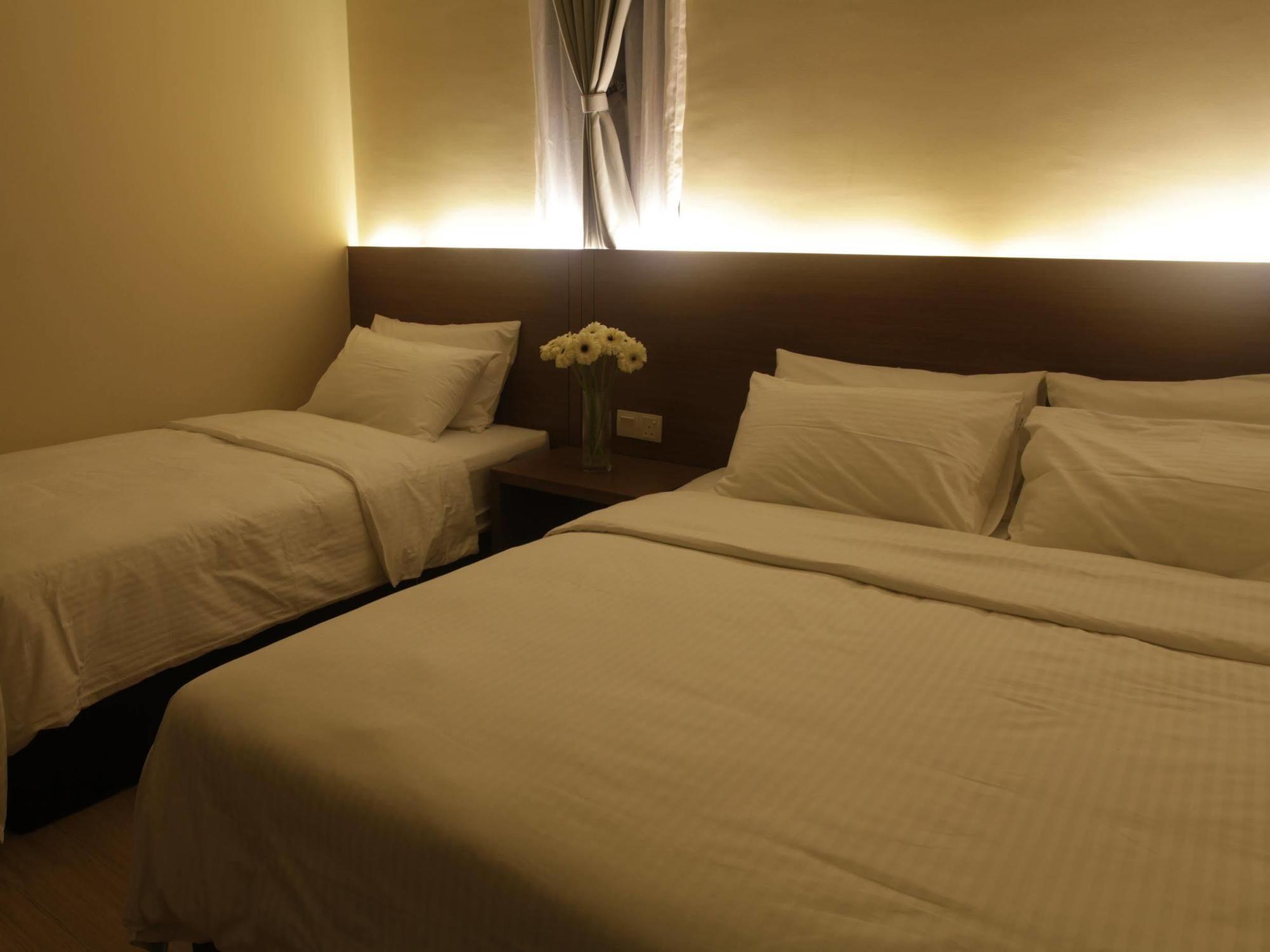 I Am Jazz Hotel Джохор Бахру Екстериор снимка