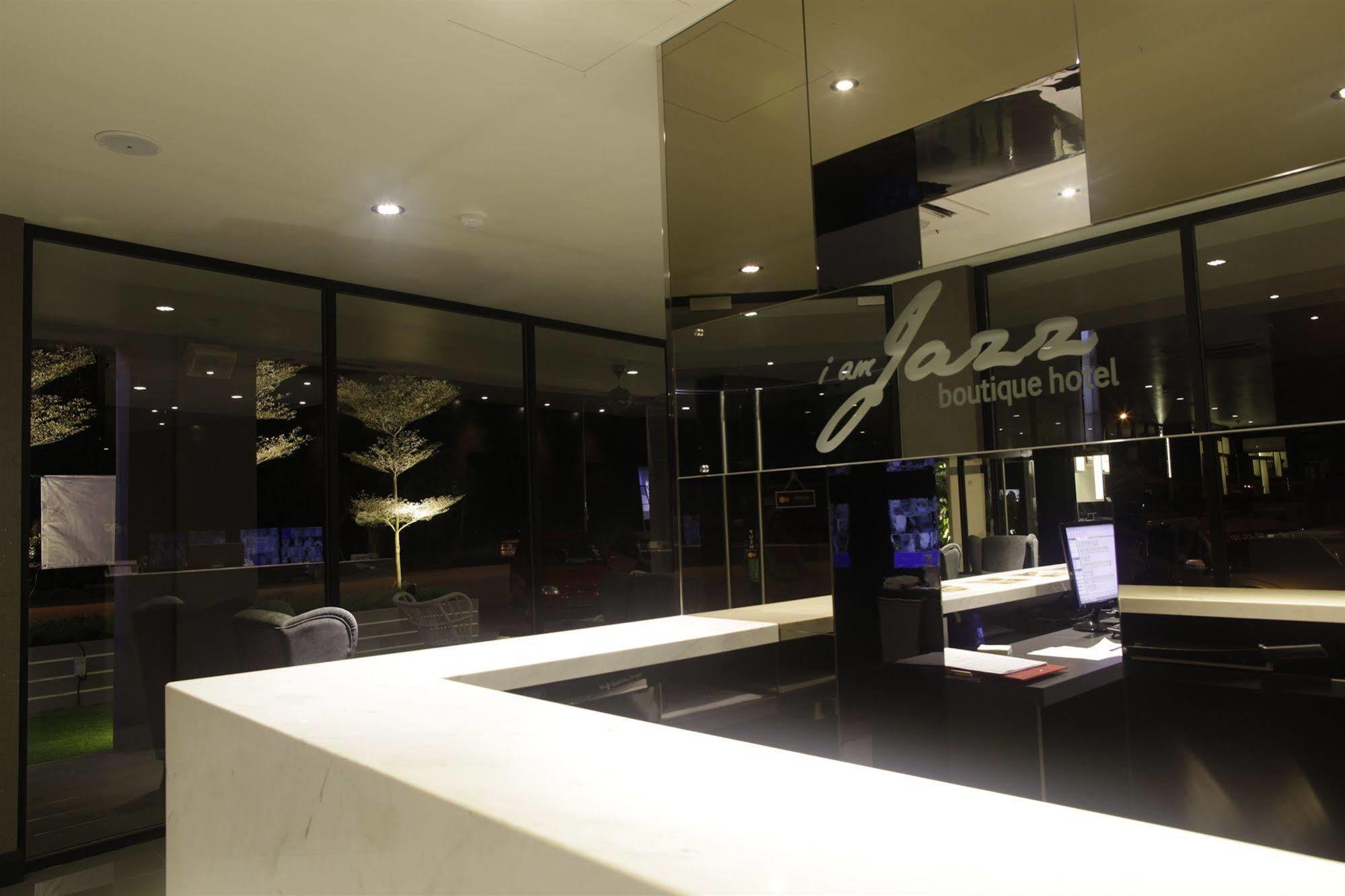 I Am Jazz Hotel Джохор Бахру Екстериор снимка